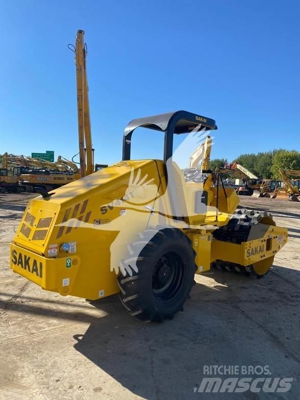 Sakai SV414T Single drum rollers