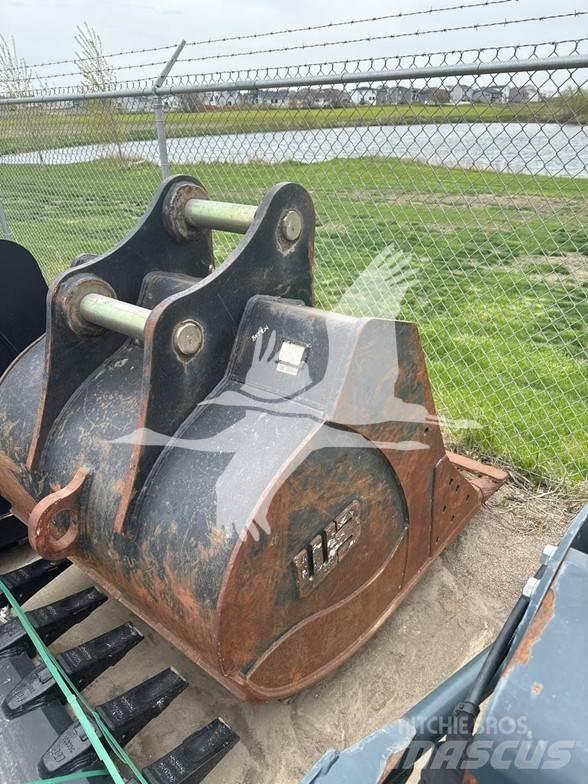  WB SK 270SR Buckets