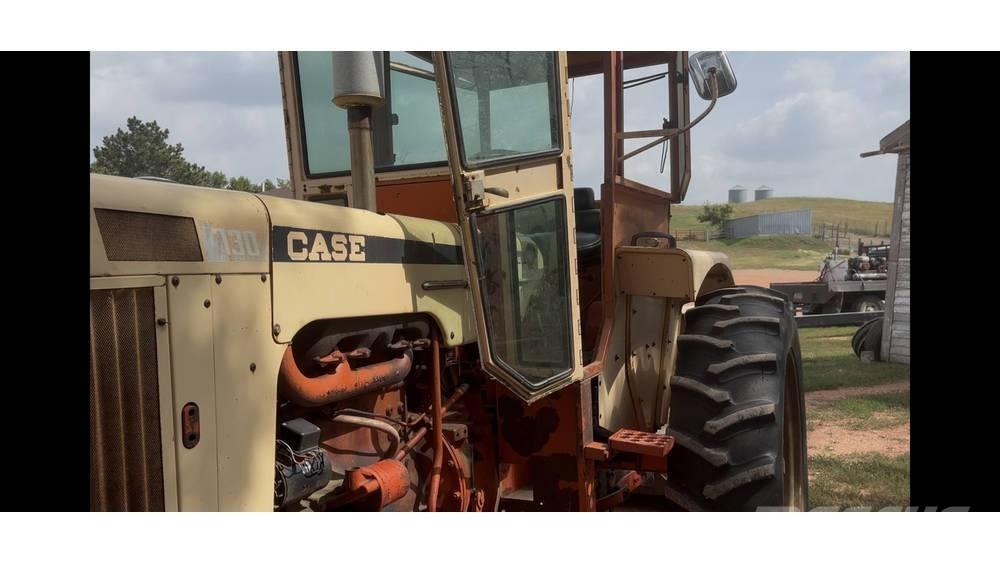 CASE 730 Tractors