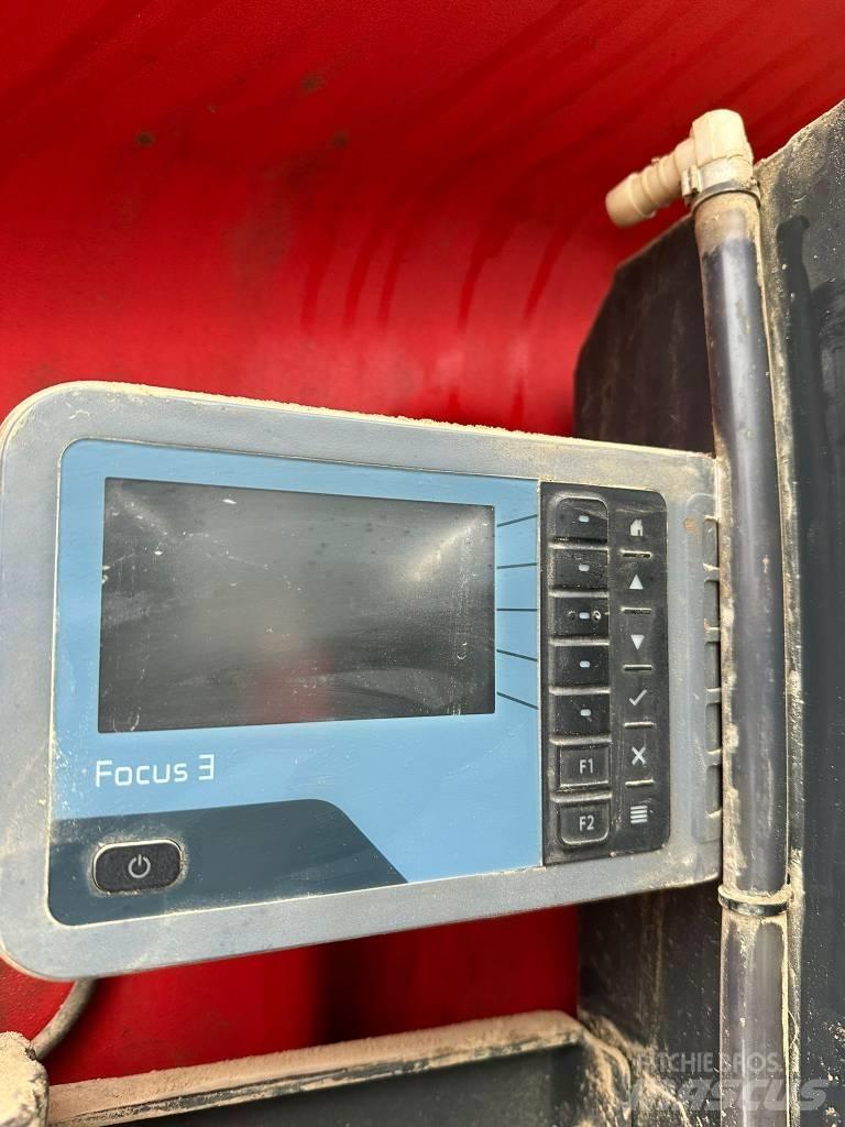 Kverneland T4 Sprayer fertilizers