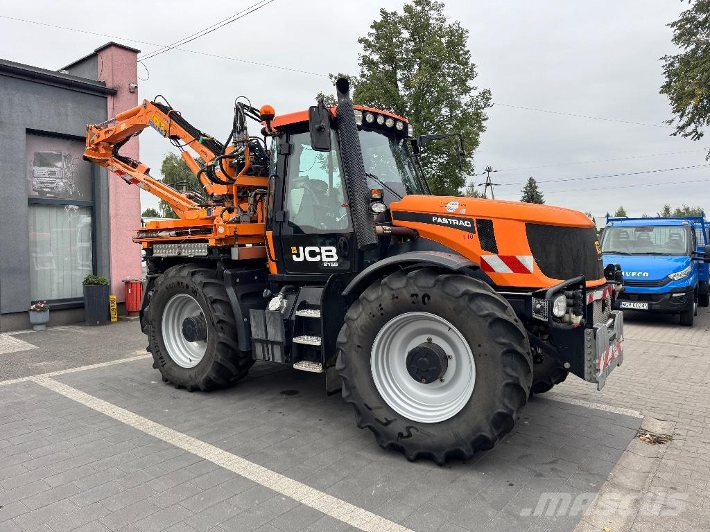 JCB Fastrac 2155 Tractors