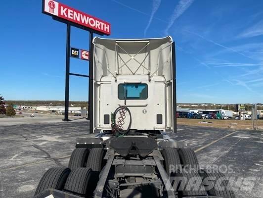 Kenworth T 680 Tractor Units