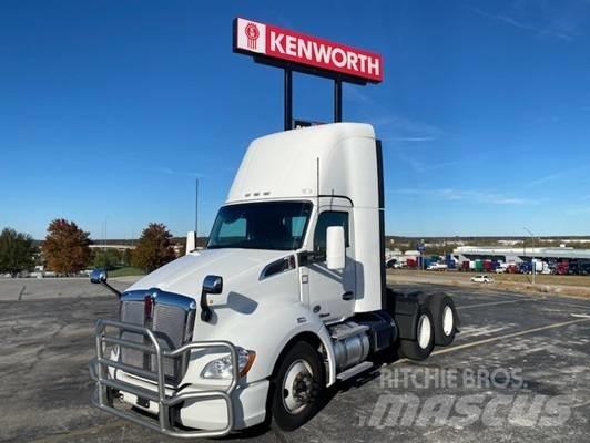 Kenworth T 680 Tractor Units