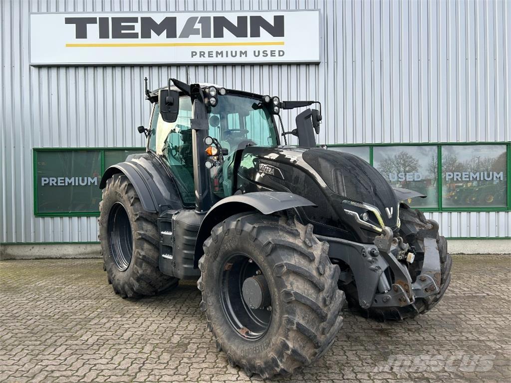 Valtra T195 Tractors