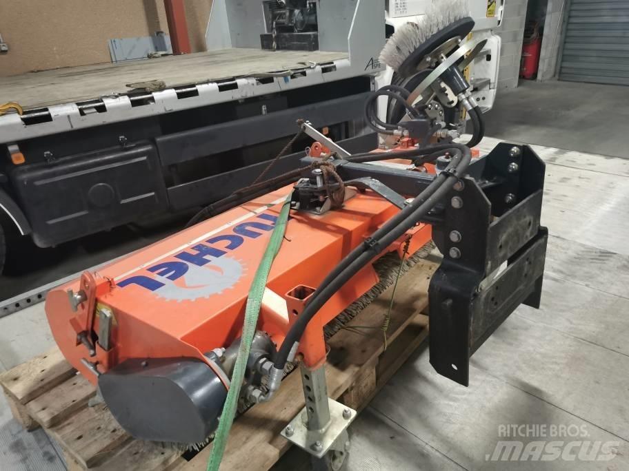 Tuchel Simplex 135HD Sweepers