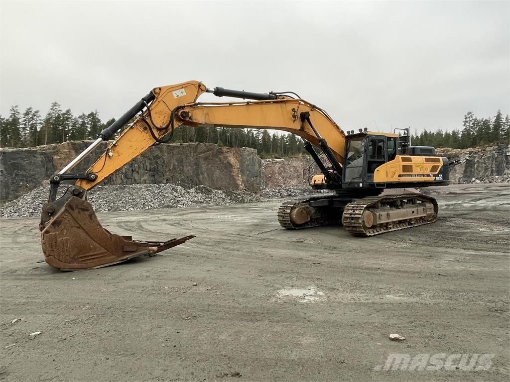 Hyundai HX520L Crawler excavators