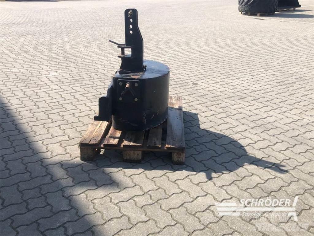  900KG GUSSGEWICHT Other tractor accessories