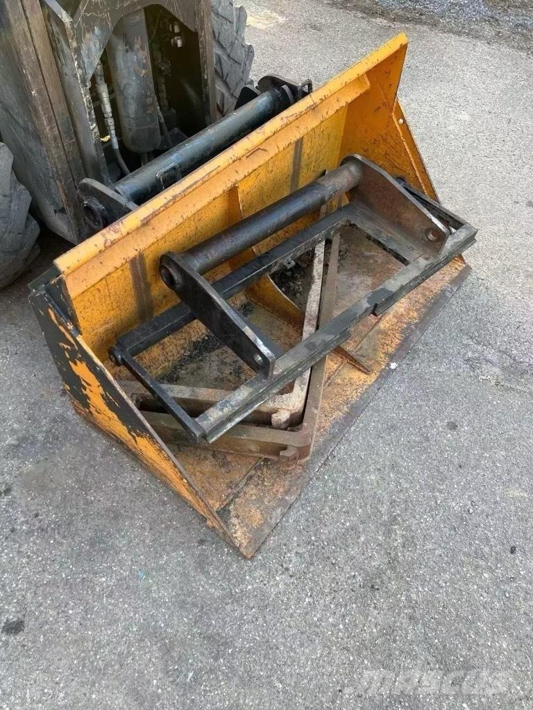 Manitou MSI 30 Rough terrain trucks