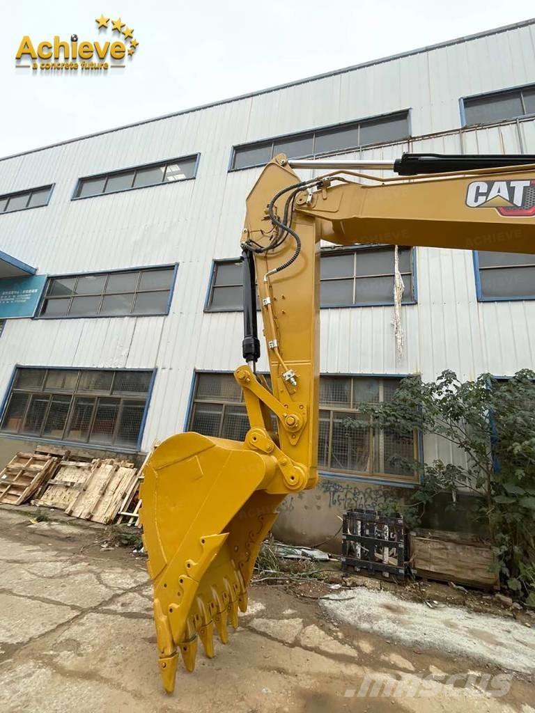 CAT 326 Crawler excavators