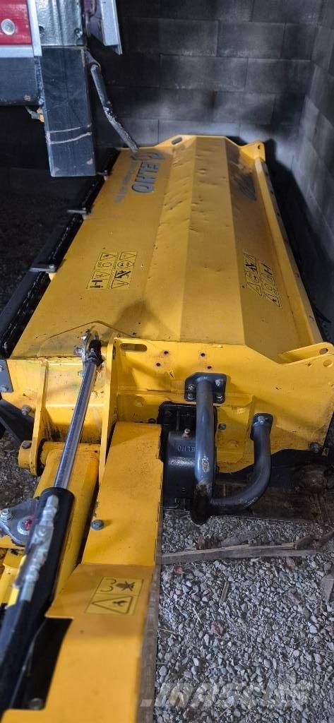 Elho SideChopper Pasture mowers and toppers