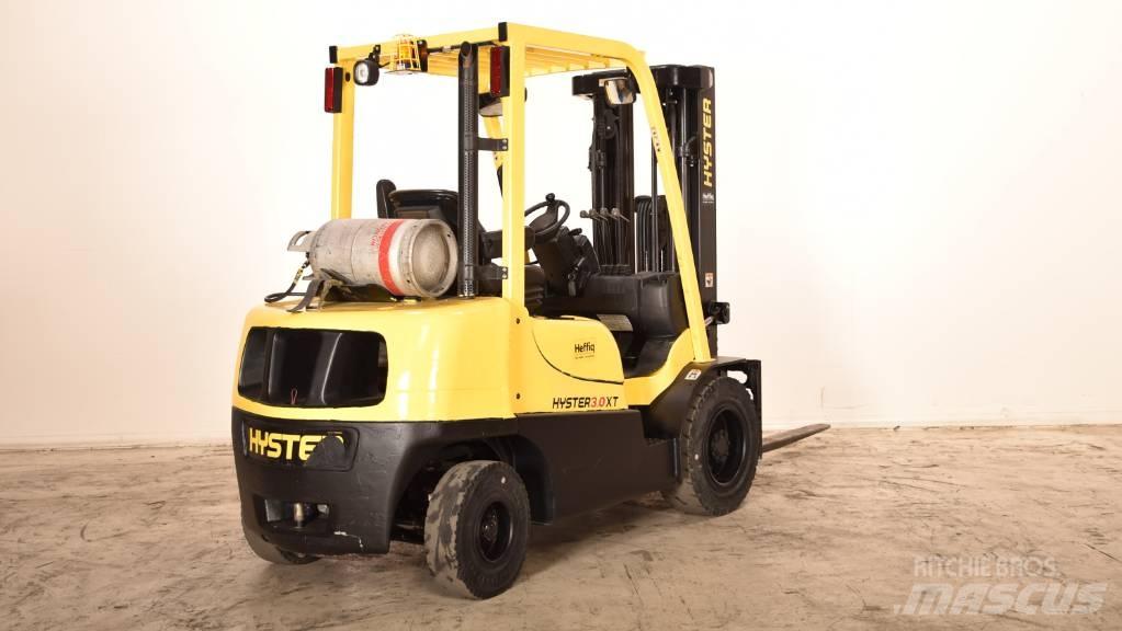 Hyster H3.0XT LPG trucks