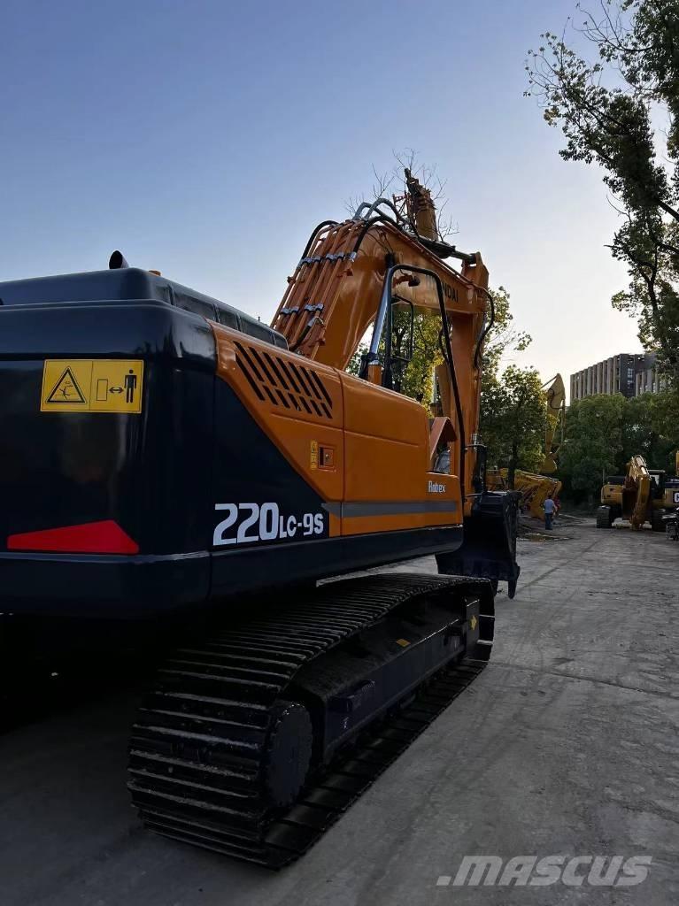 Hyundai 220 LC-9S Crawler excavators