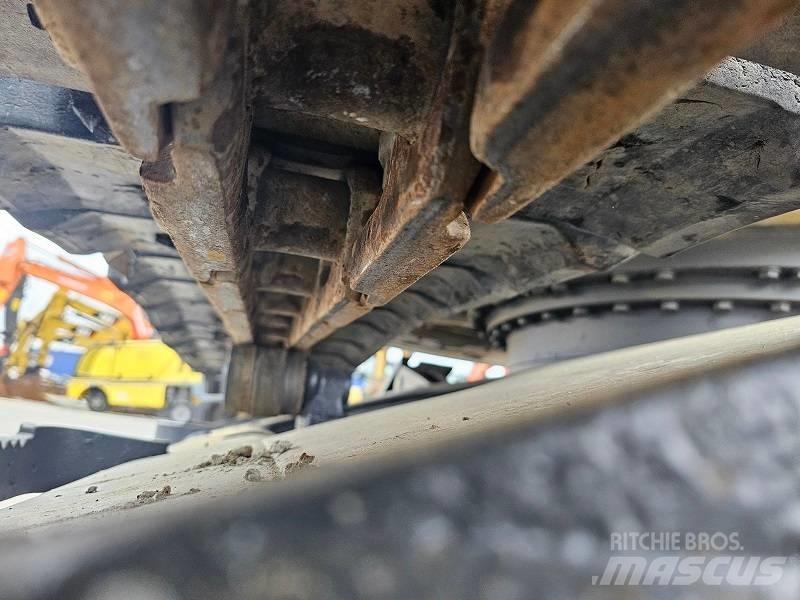 Komatsu PC 138 US-8 Midi excavators  7t - 12t