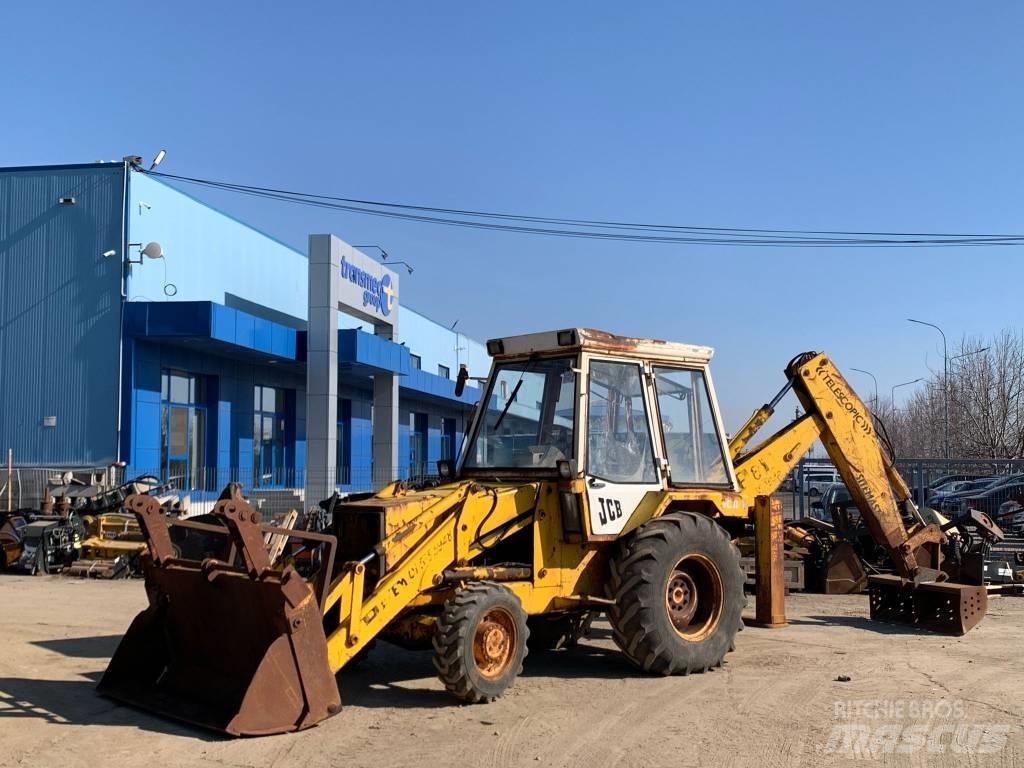 JCB 3 CX Backhoe loaders