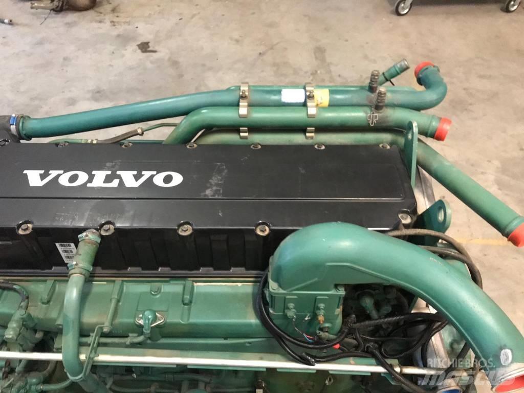 Volvo D12 Engines