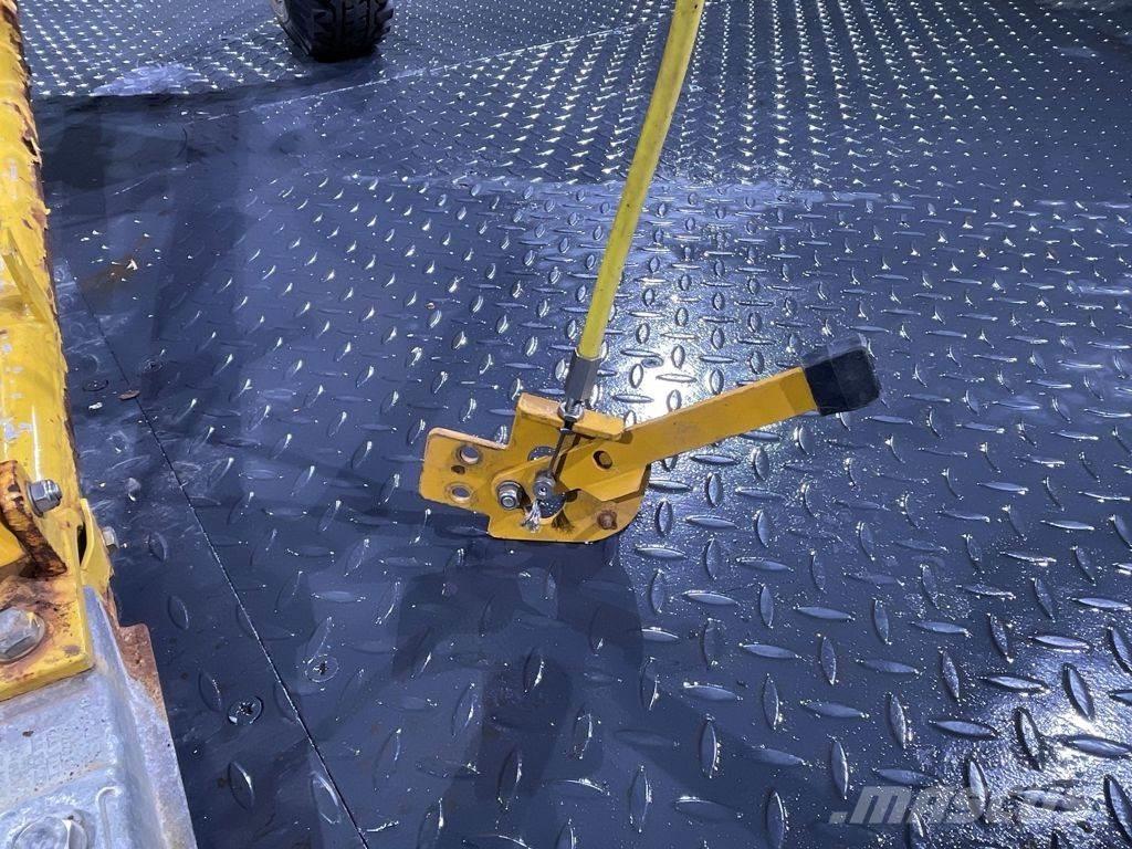 Bogballe S2-T Sand and salt spreaders