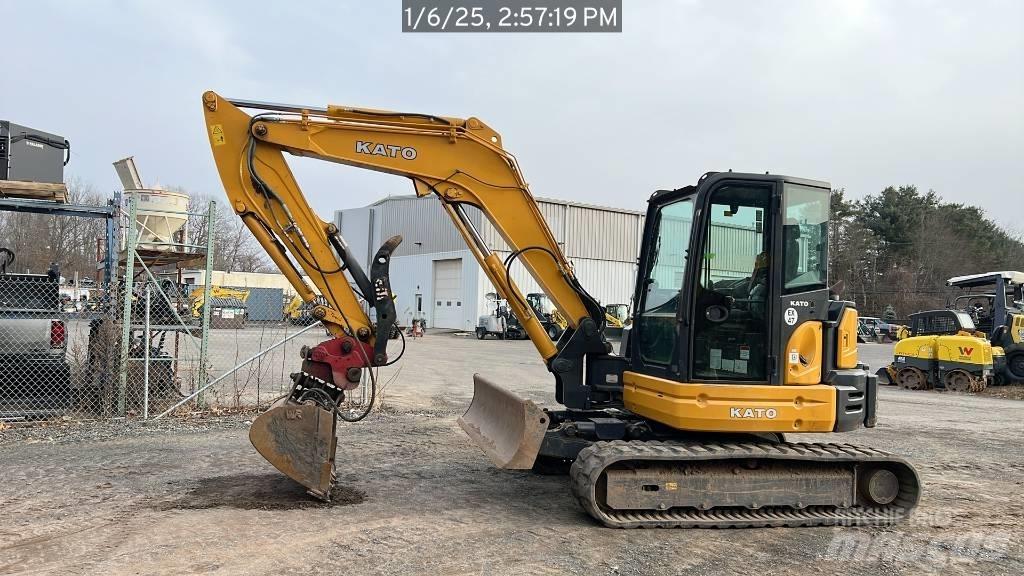Kato 85V5 Crawler excavators