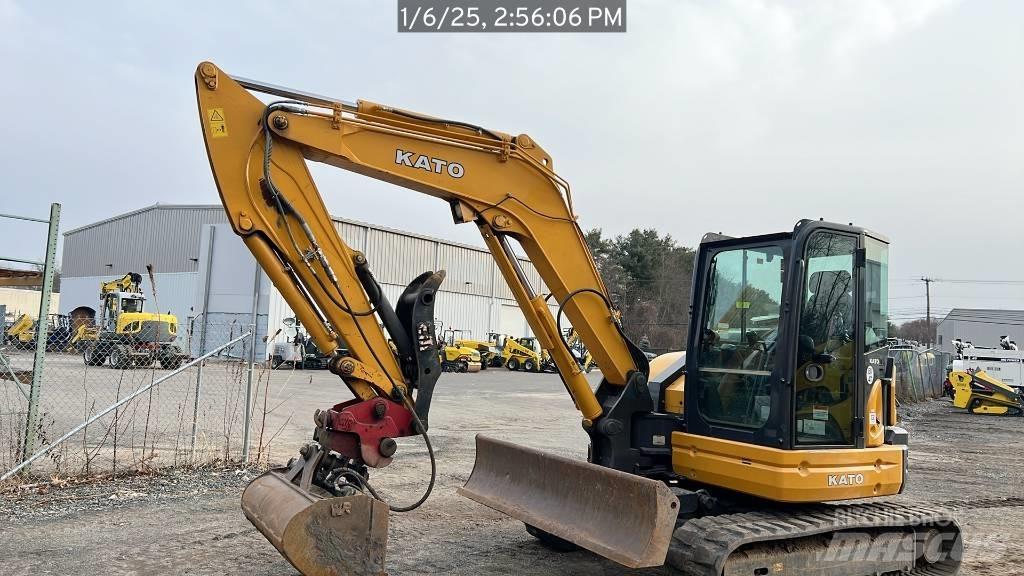 Kato 85V5 Crawler excavators