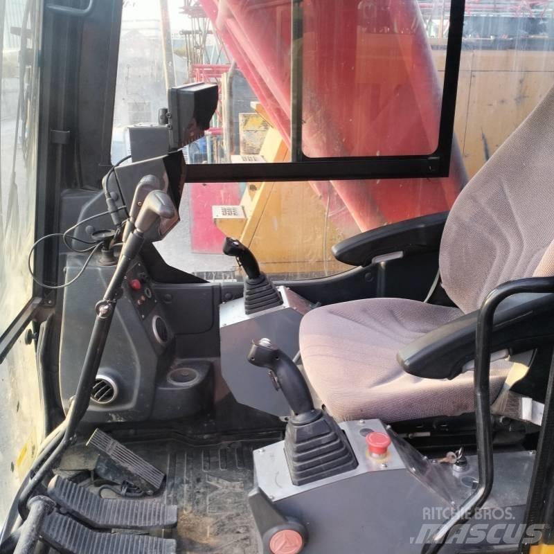 Sany SCC 600 A-6 Tracked cranes