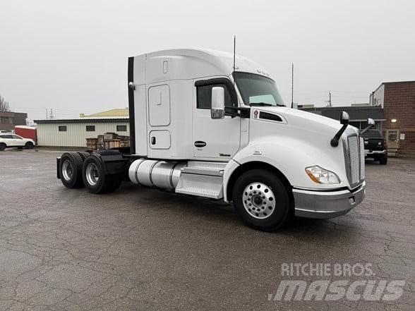 Kenworth T680 Tractor Units