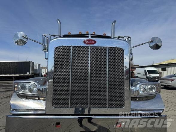 Peterbilt 389 Tractor Units