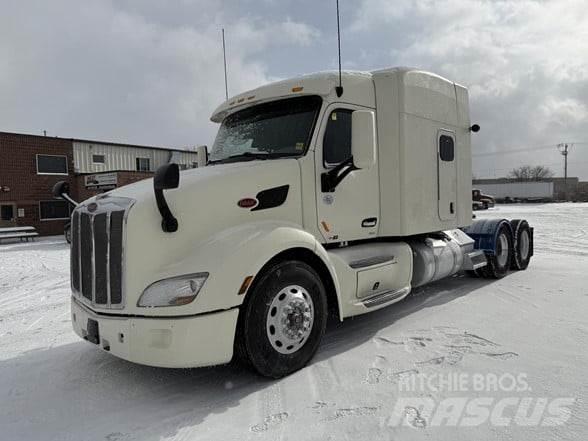 Peterbilt 579 Tractor Units