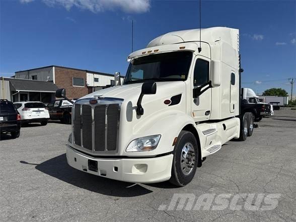 Peterbilt 579 Tractor Units