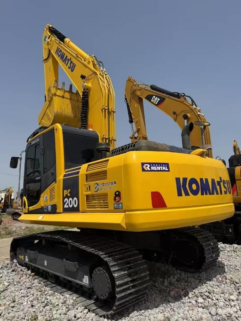 Komatsu 200-8 Crawler excavators