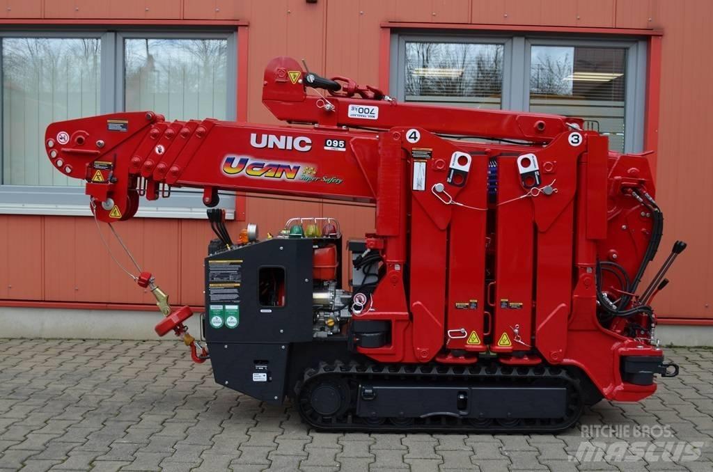 Unic URW-095 Tracked cranes