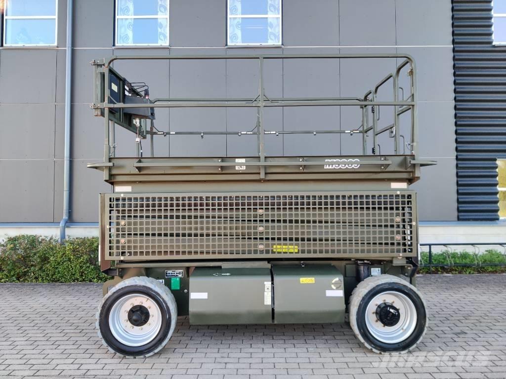 JLG M 3369 Saxlift Scissor lifts