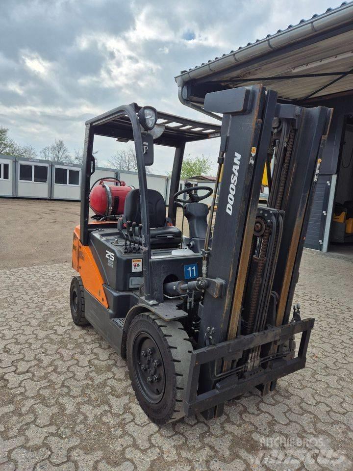 Doosan G 25 P-7 Construction - Others