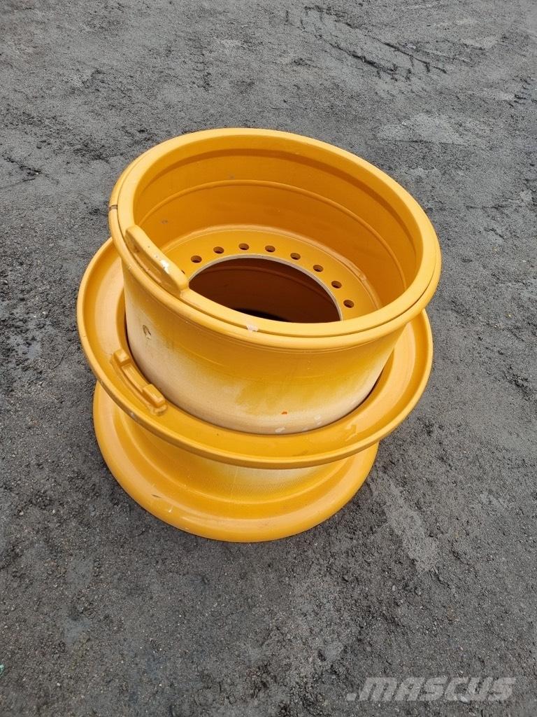 CASE 921 E rims Tyres, wheels and rims