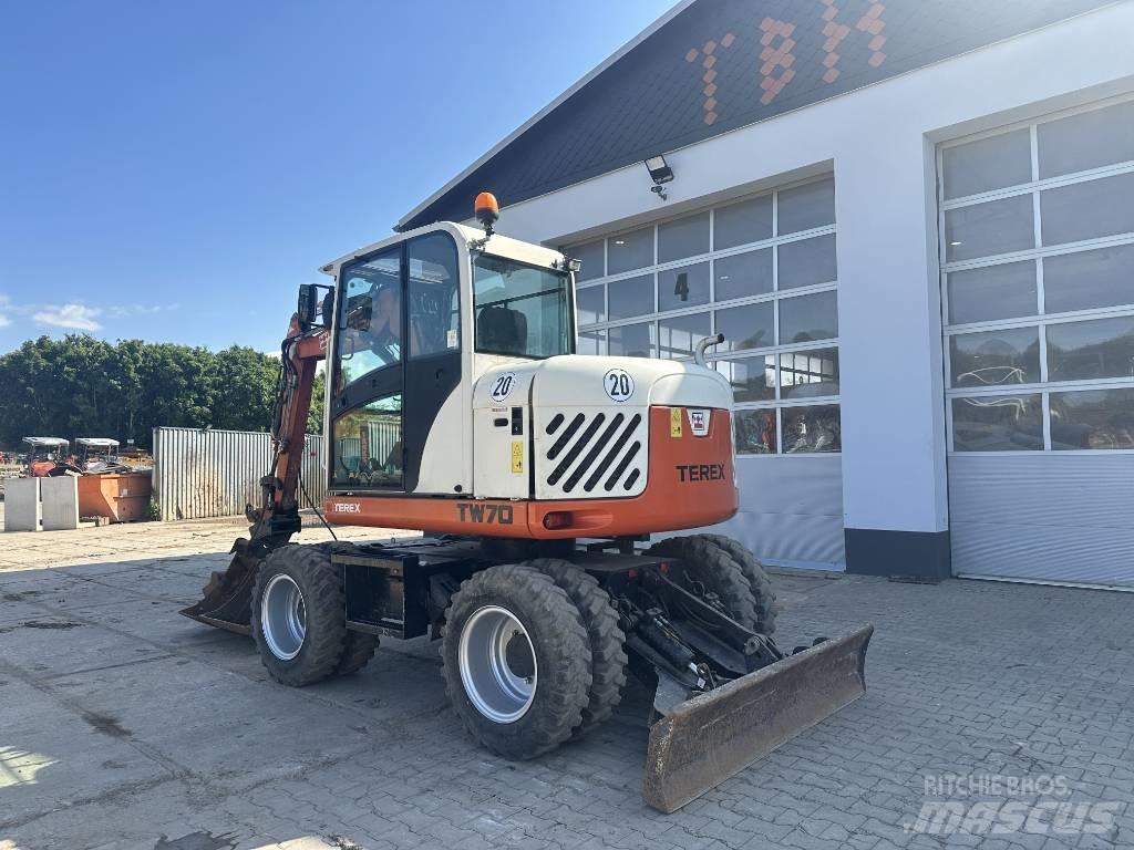 Terex TW 70 Wheeled excavators