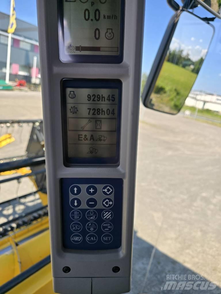 New Holland TC 4.90 Combine harvesters
