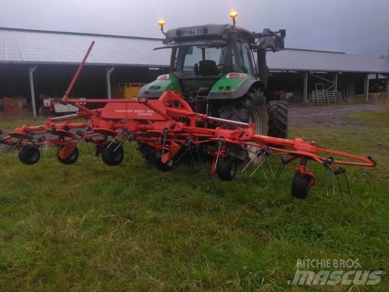 Kuhn Gf5801 Rakes and tedders