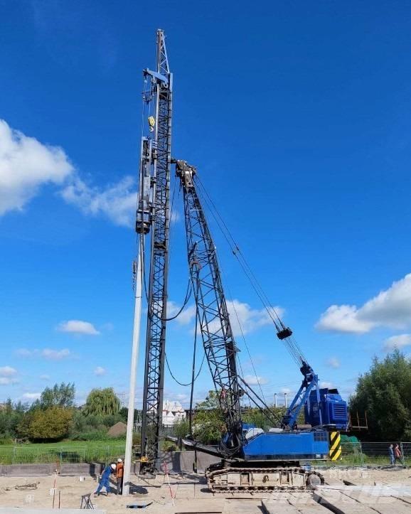Hitachi KH300-3 PD Tracked cranes