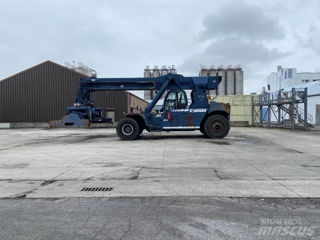 Terex TFC45 Reachstackers