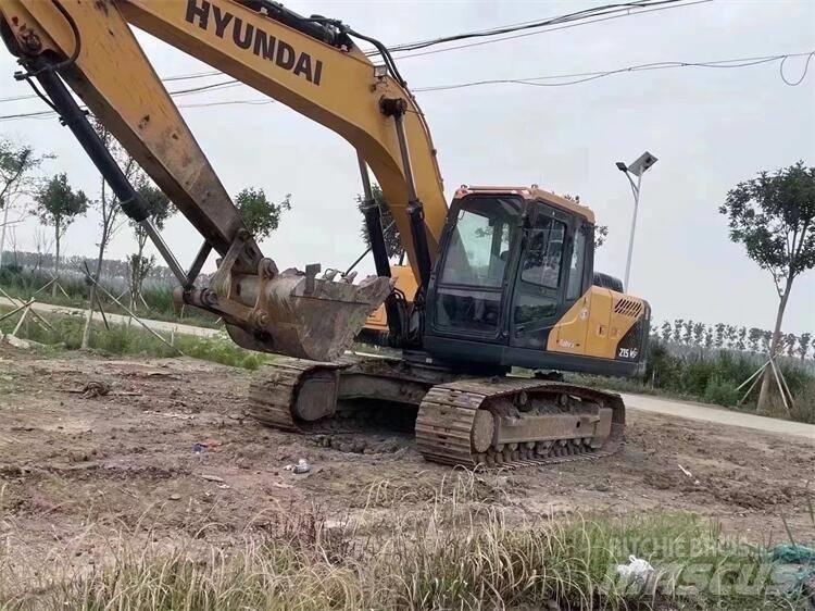 Hyundai R225LVS Wheeled excavators