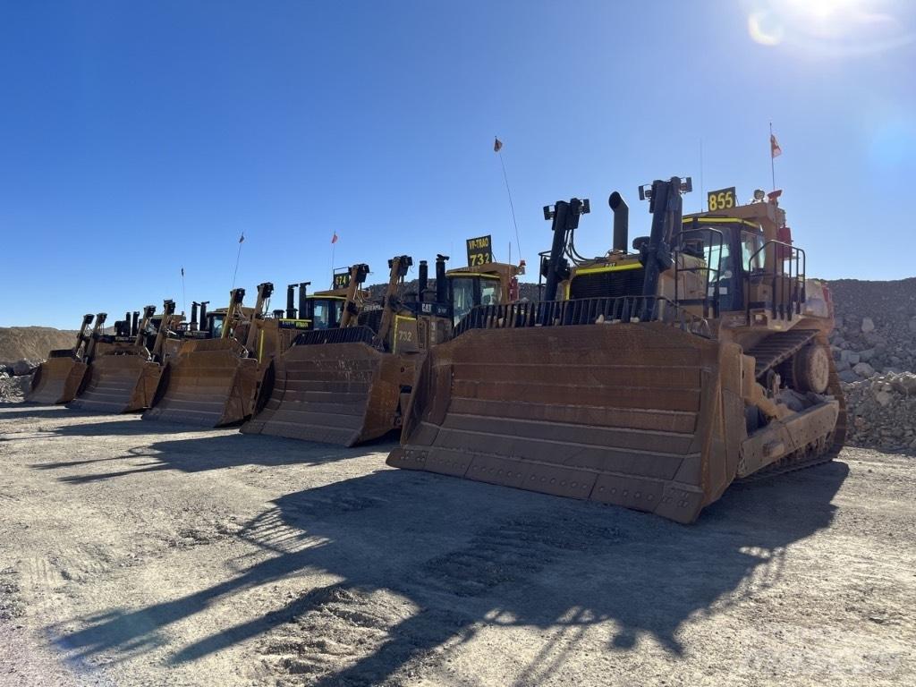 CAT D10T Crawler dozers