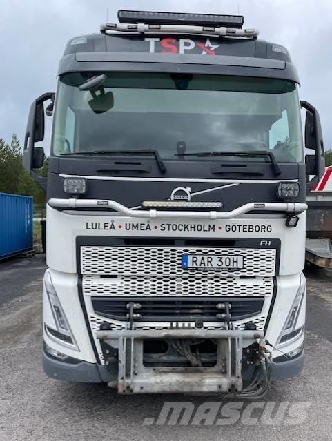 Volvo FH 13 Hook lift trucks