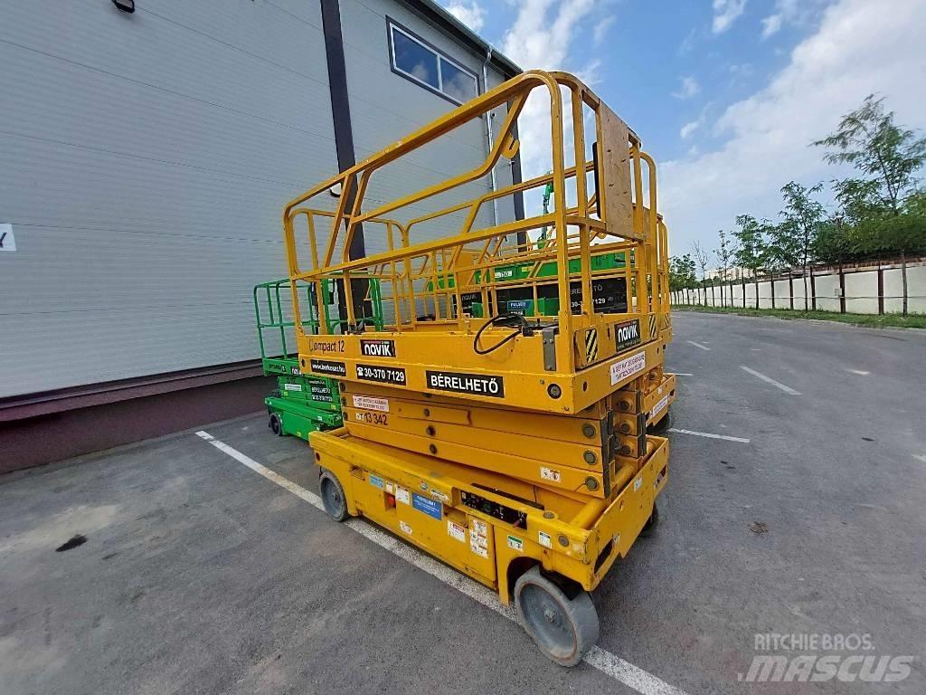 Haulotte Compact 12 Scissor lifts