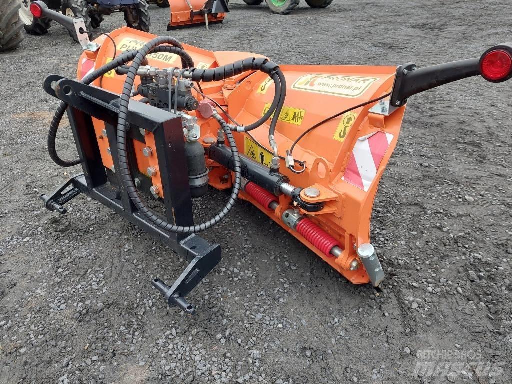 Pronar PUV 1350M Snow blades and plows