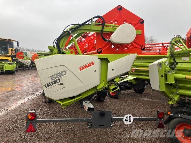 CLAAS TRION 640 Combine harvesters
