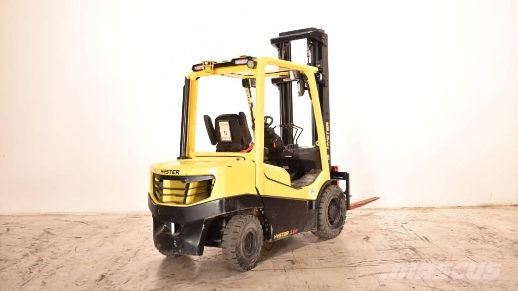 Hyster H3.0A-D Diesel trucks