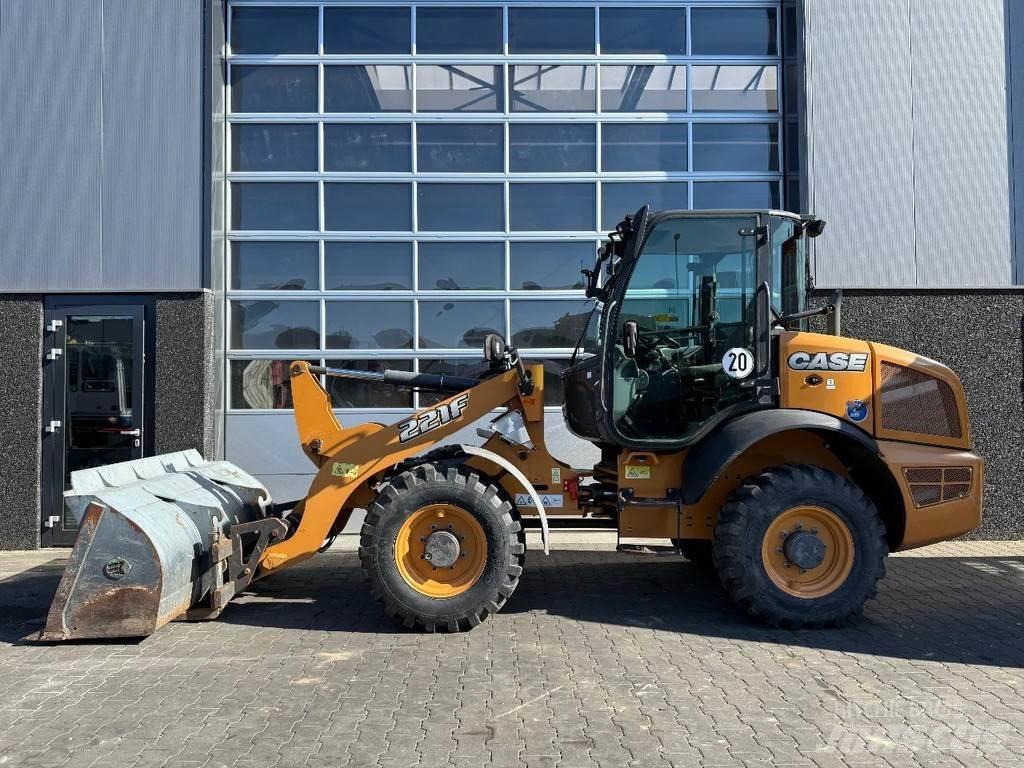 CASE 221F Wheel loaders
