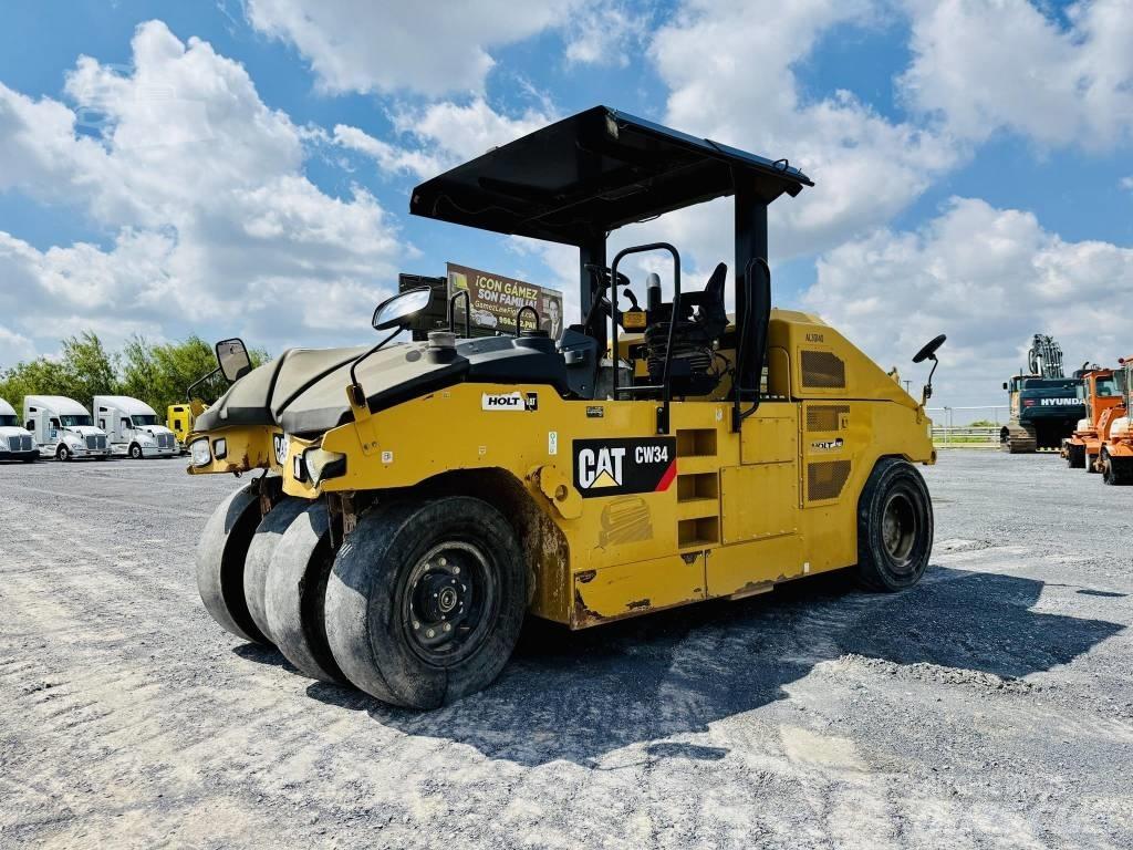 CAT CW 34 Pneumatic tired rollers