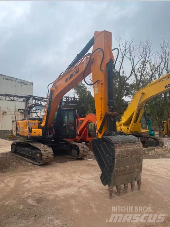 Hyundai 220LC-9S Crawler excavators