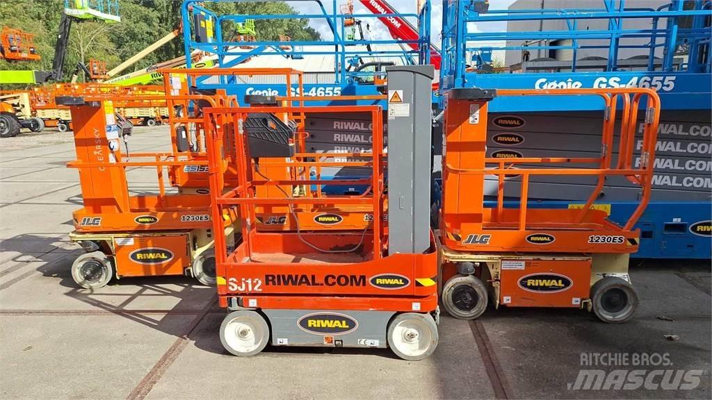 SkyJack SJ12 Other lifts and platforms