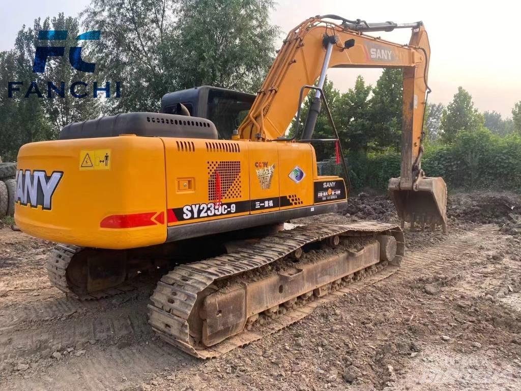 Sany SY 235 H Midi excavators  7t - 12t