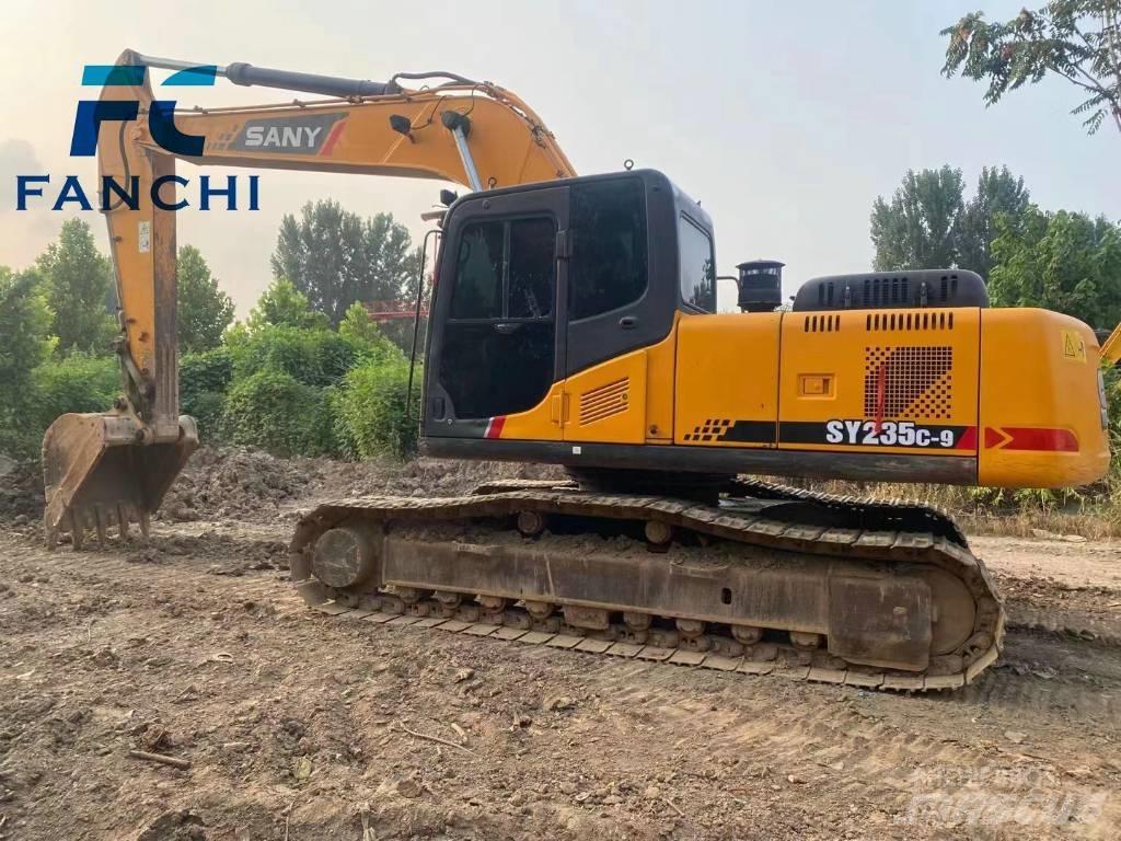 Sany SY 235 H Midi excavators  7t - 12t